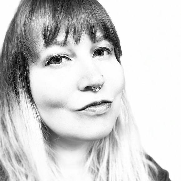 Meet your Posher, Samantha - Picture 1 of 1